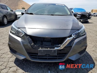 Piąte zdjęcie samochodu w środku: 2020 NISSAN VERSA S VIN:3N1CN8DV8LL850746 - miniatura