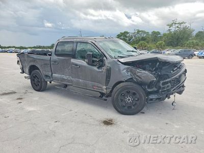 Czwarte zdjęcie samochodu z boku: 2026 FORD F250 SUPER DUTY VIN:1FT8W2BM9TED09230 - miniatura