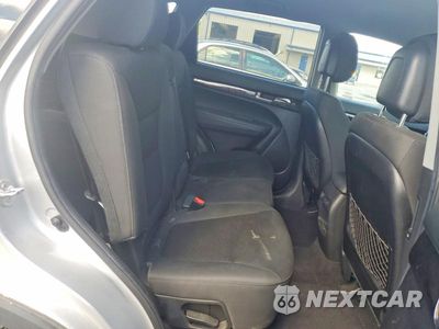 Zdjęcie 10 z 13 samochodu: 2014 KIA SORENTO LX VIN:5XYKTCA67EG470872 - miniatura