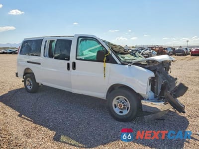Czwarte zdjęcie samochodu z boku: 2025 GMC SAVANA G3500 LT VIN:1GJZ7PFP4S1257278 - miniatura