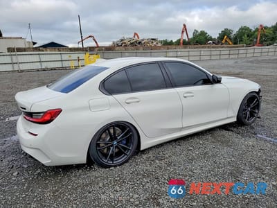 Trzecie zdjęcie samochodu z tyłu: 2021 BMW M340XI VIN:3MW5U9J03M8B59326 - miniatura
