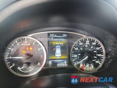 Zdjęcie 9 z 12 samochodu: 2018 NISSAN SENTRA SV VIN:3N1AB7AP5JY221560 - miniatura