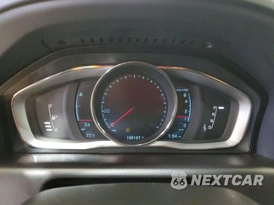 Zdjęcie 9 z 13 samochodu: 2014 VOLVO XC60 T6 VIN:YV4902DZ7E2542877 - miniatura