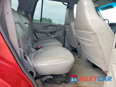 Zdjęcie 11 z 13 samochodu: 2002 FORD EXPEDITION XLT VIN:1FMEU16W32LA63778 - miniatura