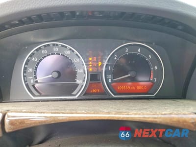 Zdjęcie 9 z 13 samochodu: 2002 BMW 745 I VIN:WBAGL63462DP50194 - miniatura