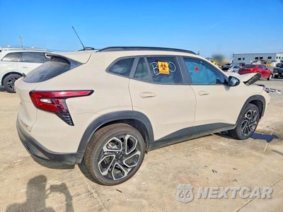 Trzecie zdjęcie samochodu z tyłu: 2026 CHEVROLET TRAX 2RS VIN:KL77LJEP0TC125842 - miniatura