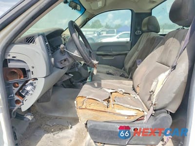 Zdjęcie 7 z 12 samochodu: 2011 GMC SIERRA C1500 VIN:1GTN1TEX5BZ413265 - miniatura
