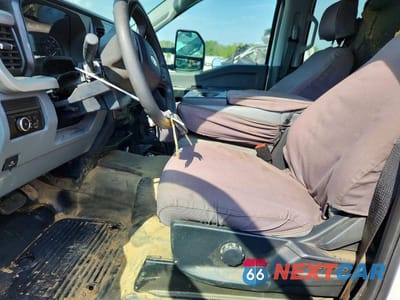 Zdjęcie 7 z 14 samochodu: 2025 FORD F350 SUPER DUTY VIN:1FD8W3HNXSED07857 - miniatura