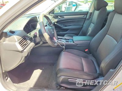 Zdjęcie 7 z 12 samochodu: 2020 HONDA ACCORD LX VIN:1HGCV1F12LA087419 - miniatura