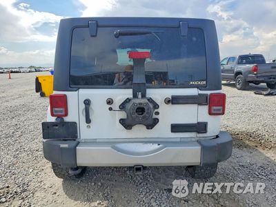 Zdjęcie 6 z 14 samochodu: 2013 JEEP WRANGLER UNLIMITED SAHARA VIN:1C4BJWEG9DL668110 - miniatura