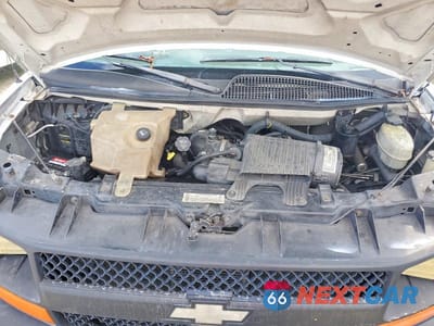 Zdjęcie 11 z 12 samochodu: 2003 CHEVROLET EXPRESS BOX TRUCK VIN:1GBHG31U631171923 - miniatura