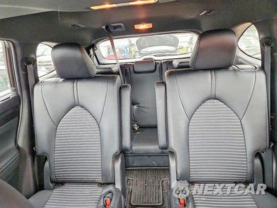 Zdjęcie 10 z 14 samochodu: 2025 TOYOTA HIGHLANDER XSE VIN:5TDKDRBH1SS593503 - miniatura