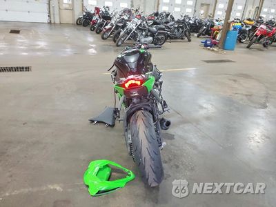 Czwarte zdjęcie samochodu z boku: 2016 KAWASAKI ZX1000 S VIN:JKAZXCS1XGA003643 - miniatura