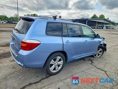 Trzecie zdjęcie samochodu z tyłu: 2008 TOYOTA HIGHLANDER SPORT VIN:JTEDS43A682024404 - miniatura