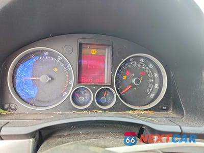 Zdjęcie 9 z 13 samochodu: 2007 VOLKSWAGEN NEW GTI VIN:WVWEV71K97W095990 - miniatura