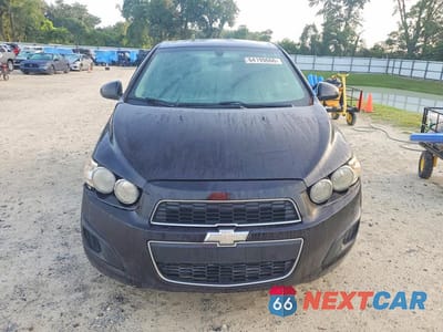 Piąte zdjęcie samochodu w środku: 2016 CHEVROLET SONIC LT VIN:1G1JC6SH5G4149386 - miniatura