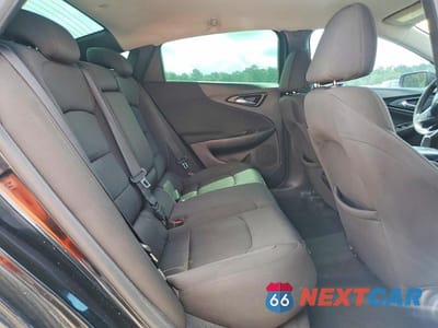 Zdjęcie 10 z 12 samochodu: 2019 CHEVROLET MALIBU LT VIN:1G1ZD5ST1KF115764 - miniatura