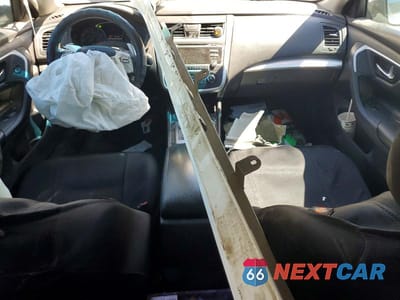 Zdjęcie 8 z 12 samochodu: 2016 NISSAN ALTIMA 2.5 SR VIN:1N4AL3AP6GC287898 - miniatura