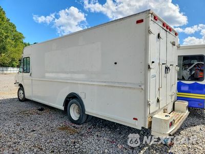 Drugie zdjęcie samochodu z przodu: 2000 FREIGHTLINER MT45 CHASSIS DELIVERY TRUCK VIN:4UZA4FA44YCF32521 - miniatura
