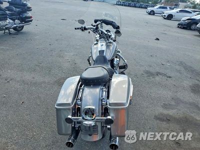 Zdjęcie 6 z 9 samochodu: 2016 HARLEY-DAVIDSON FLHR ROAD KING VIN:1HD1FBM11GB626803 - miniatura