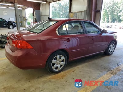 Trzecie zdjęcie samochodu z tyłu: 2009 KIA OPTIMA LX VIN:KNAGE228895315589 - miniatura