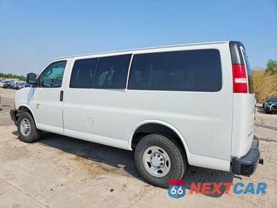 Drugie zdjęcie samochodu z przodu: 2018 CHEVROLET EXPRESS G2500 LS VIN:1GAWGEFP5J1240107 - miniatura