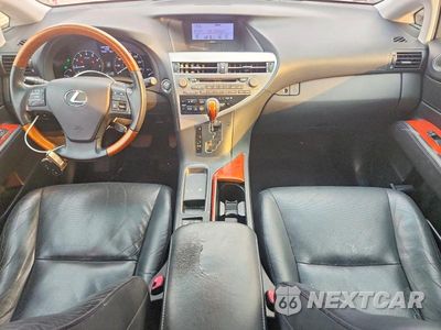 Zdjęcie 8 z 13 samochodu: 2010 LEXUS RX 350 VIN:JTJZK1BA3A2408203 - miniatura