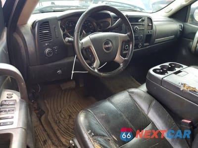 Zdjęcie 8 z 12 samochodu: 2008 GMC SIERRA K1500 VIN:2GTEK19J881100672 - miniatura