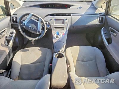 Zdjęcie 8 z 12 samochodu: 2015 TOYOTA PRIUS PLUG-IN HYBRID BASE VIN:JTDKN3DPXF3069952 - miniatura