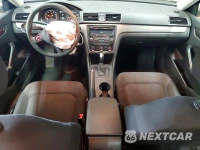 Zdjęcie 8 z 12 samochodu: 2014 VOLKSWAGEN PASSAT S VIN:1VWAP7A30EC008703 - miniatura