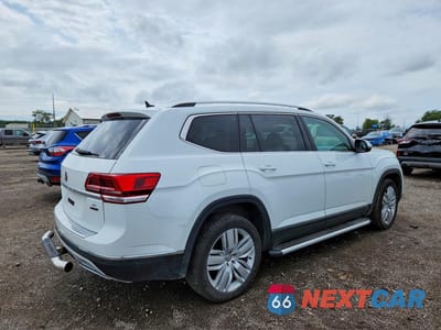 Trzecie zdjęcie samochodu z tyłu: 2019 VOLKSWAGEN ATLAS SEL PREMIUM VIN:1V2NR2CA1KC564767 - miniatura