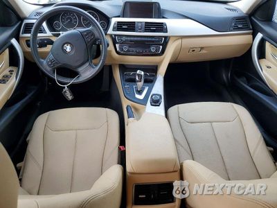Zdjęcie 8 z 12 samochodu: 2017 BMW 320 I VIN:WBA8E1G39HNU18823 - miniatura
