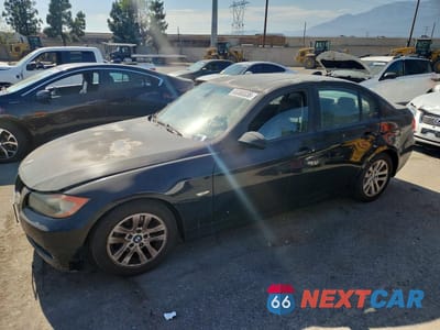 2007 BMW 328 I SULEV WBAVC53547FZ80113 - główne zdjęcie licytacji z USA - miniatura
