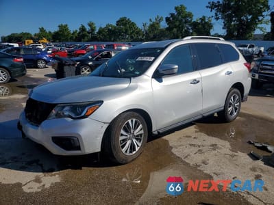 2017 NISSAN PATHFINDER SV 5N1DR2MM1HC657332 - główne zdjęcie licytacji z USA - miniatura