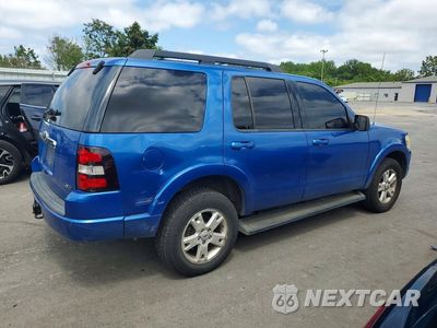 Trzecie zdjęcie samochodu z tyłu: 2010 FORD EXPLORER XLT VIN:1FMEU7D81AUA82040 - miniatura