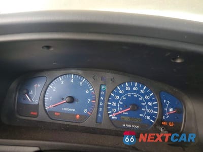 Zdjęcie 9 z 12 samochodu: 2002 TOYOTA SIENNA XLE VIN:4T3ZF13C92U453100 - miniatura