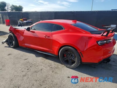 Drugie zdjęcie samochodu z przodu: 2019 CHEVROLET CAMARO ZL1 VIN:1G1FJ1R69K0144971 - miniatura