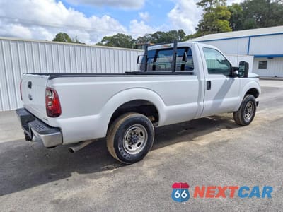 Trzecie zdjęcie samochodu z tyłu: 2015 FORD F250 SUPER DUTY VIN:1FTBF2A67FED29781 - miniatura