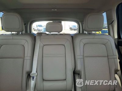Zdjęcie 10 z 13 samochodu: 2023 LINCOLN AVIATOR RESERVE VIN:5LM5J7XC0PGL32977 - miniatura