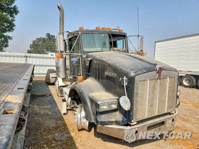 Czwarte zdjęcie samochodu z boku: 2003 KENWORTH T800 SEMI TRUCK VIN:1XKDPU0X13R384151 - miniatura