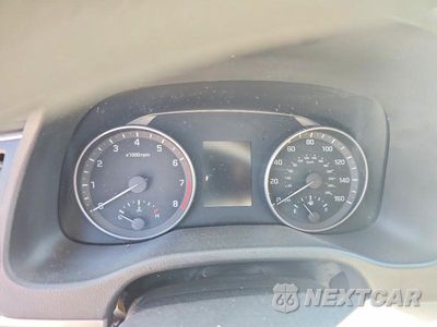 Zdjęcie 9 z 12 samochodu: 2017 HYUNDAI ELANTRA SE VIN:KMHD84LF1HU196564 - miniatura