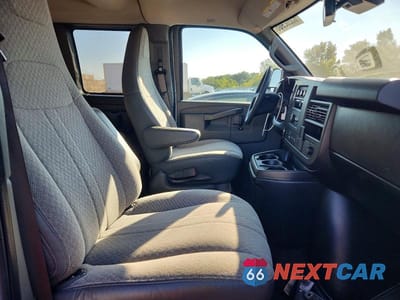 Piąte zdjęcie samochodu w środku: 2019 CHEV EXPRESS CA VIN:1GAZGPFG9K1257549 - miniatura