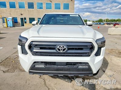 Piąte zdjęcie samochodu w środku: 2026 TOYOTA TACOMA SR5 VIN:3TMLB5JN6TM256448 - miniatura