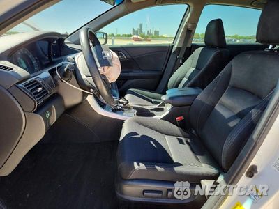 Zdjęcie 7 z 12 samochodu: 2015 HONDA ACCORD SPORT VIN:1HGCR2F54FA023786 - miniatura