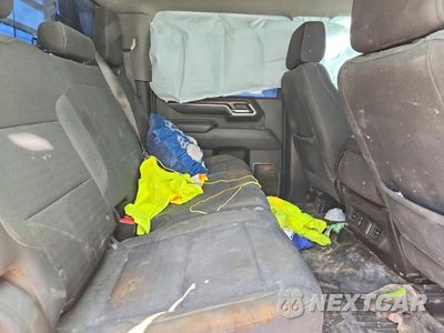 Zdjęcie 10 z 12 samochodu: 2024 CHEVROLET SILVERADO K2500 HEAVY DUTY LT VIN:1GB4YNEY2RF399742 - miniatura