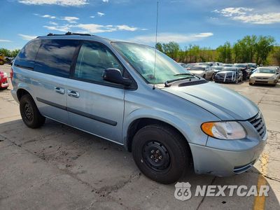 Czwarte zdjęcie samochodu z boku: 2005 CHRYSLER TOWN & COUNTRY VIN:1C4GP45R05B352595 - miniatura