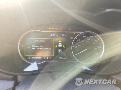 Zdjęcie 9 z 12 samochodu: 2025 NISSAN VERSA SR VIN:3N1CN8FV3SL886842 - miniatura