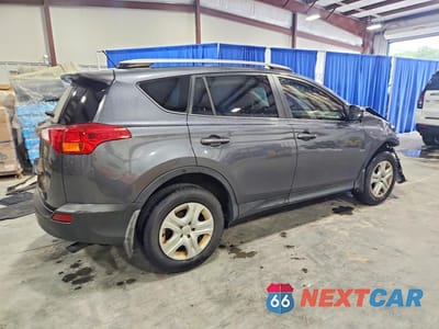 Trzecie zdjęcie samochodu z tyłu: 2015 TOYOTA RAV4 LE VIN:JTMZFREV2FD071409 - miniatura