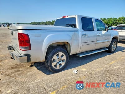 Trzecie zdjęcie samochodu z tyłu: 2011 GMC SIERRA C1500 SLE VIN:3GTP1VE02BG204220 - miniatura