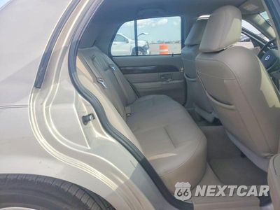 Zdjęcie 10 z 12 samochodu: 2006 MERCURY GRAND MARQUIS LS VIN:2MEFM75VX6X612517 - miniatura
